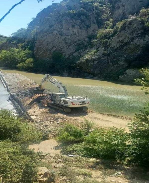 Εργασίες_αποκατάστασης_ταμιευτήρα_ποταμού_Κομψάτου_3.jpg